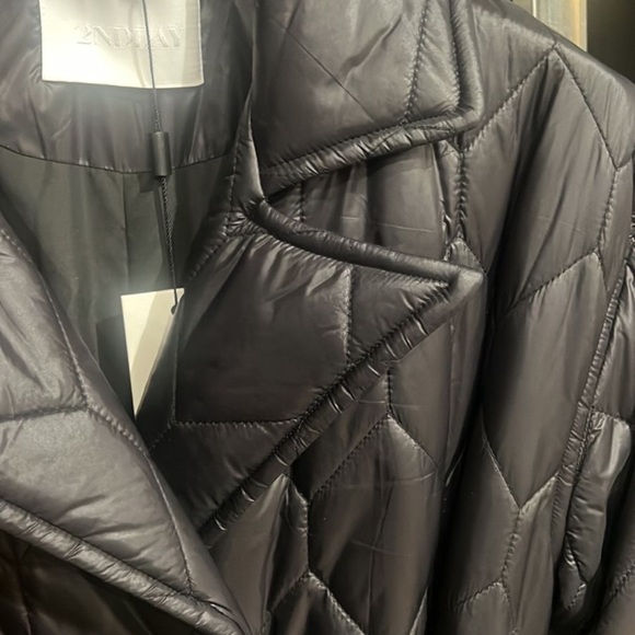 European fashion:2nd day Women's Black Quilted Coat |EU36 - Picture 2 of 8